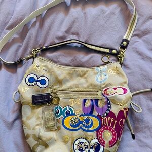 COACH Signature Poppy Purse EUC